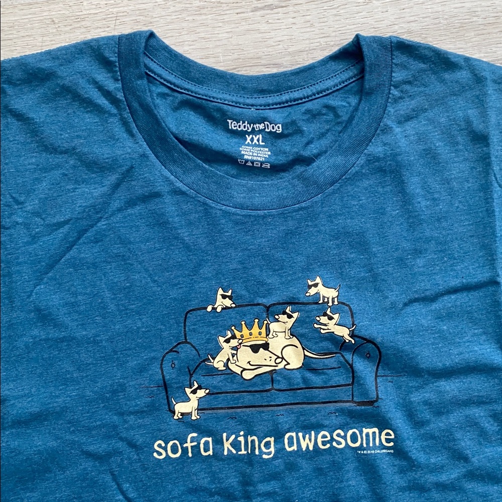 Teddy The Dog Sofa King Awesome Tee - Picture 3 of 4